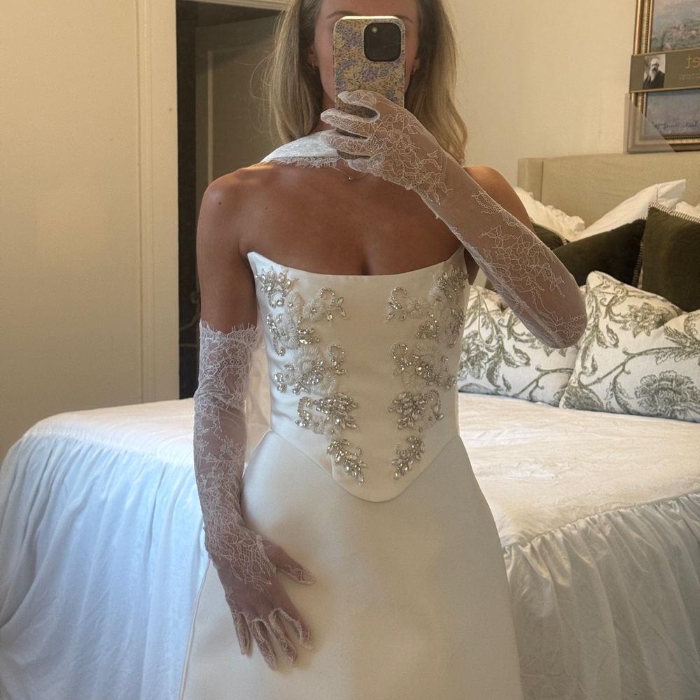 Everly Dress - Picture 3 of 7